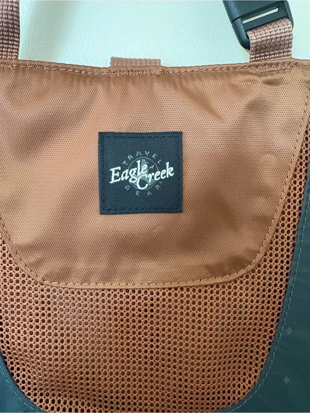 Eagle Creek Travel Gear Garment Bag Gray Brown Pack-It Suit Dress Carrier NWOT